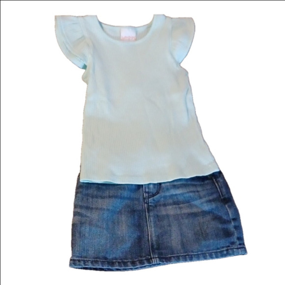 GAP SKIRT, WITH JUMPING BEANS TOP, BOTH ARE SIZE 3T. - Picture 1 of 5